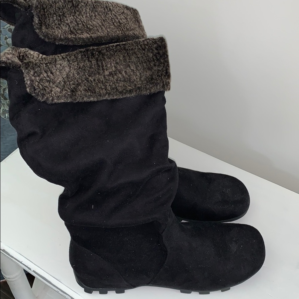 Black Boots